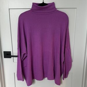 Lou & Grey Boxy Turtleneck Sweater in Purple Fushua